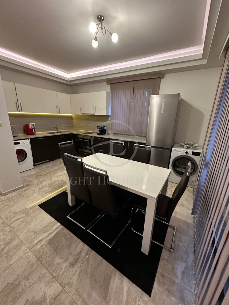De vânzare  Casa regiunea Plovdiv , Brestnic , 250 mp | 79944773 - imagine [3]