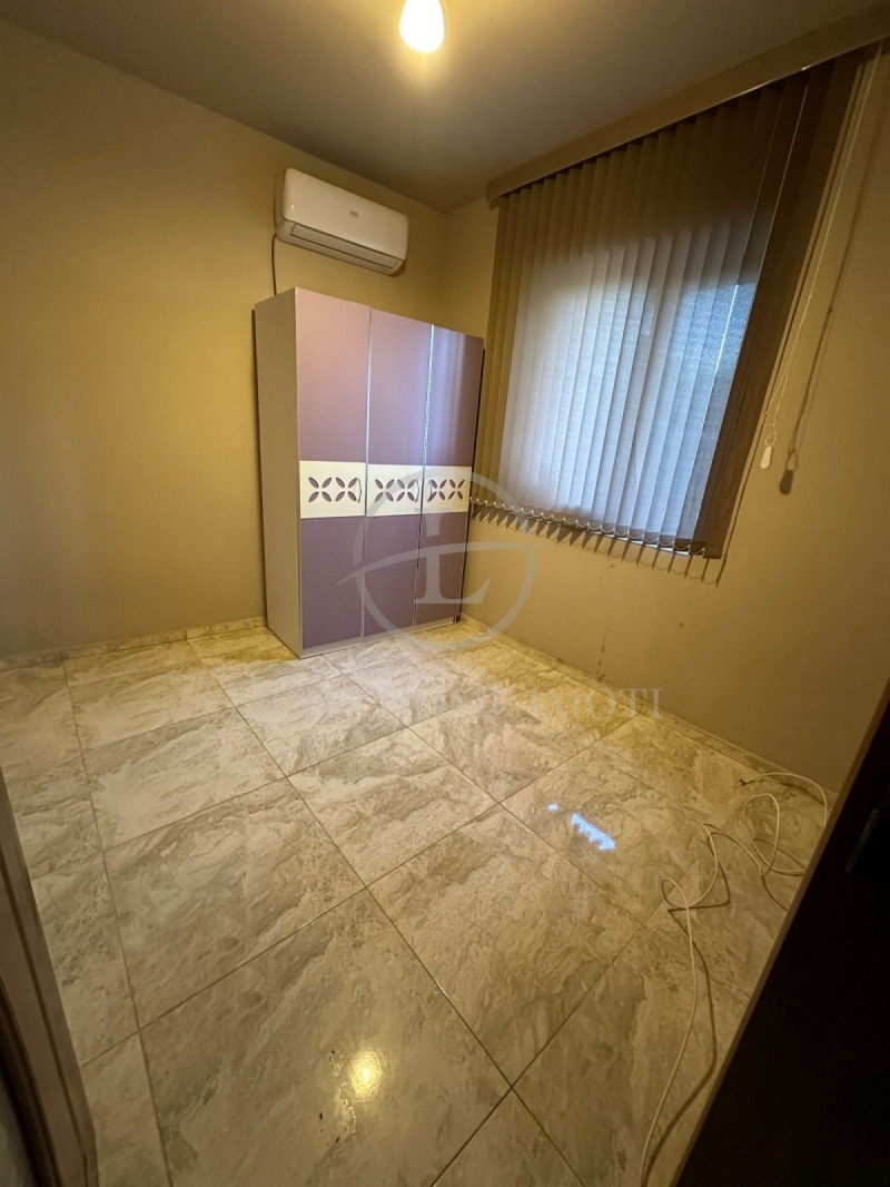 De vânzare  Casa regiunea Plovdiv , Brestnic , 250 mp | 79944773 - imagine [8]