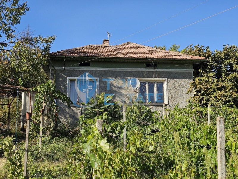 Продава КЪЩА, с. Българско Сливово, област Велико Търново