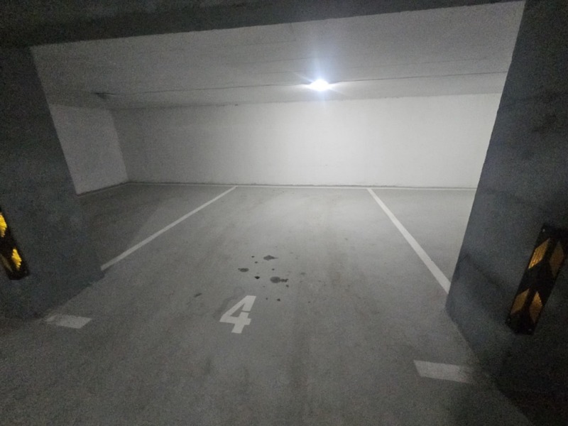 Продава ГАРАЖ, ПАРКОМЯСТО, гр. Кърджали, Възрожденци, снимка 3 - Гаражи и паркоместа - 52372738