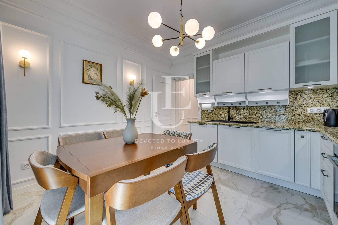 Продава 2-СТАЕН, гр. София, Център, снимка 4 - Апартаменти - 53983071