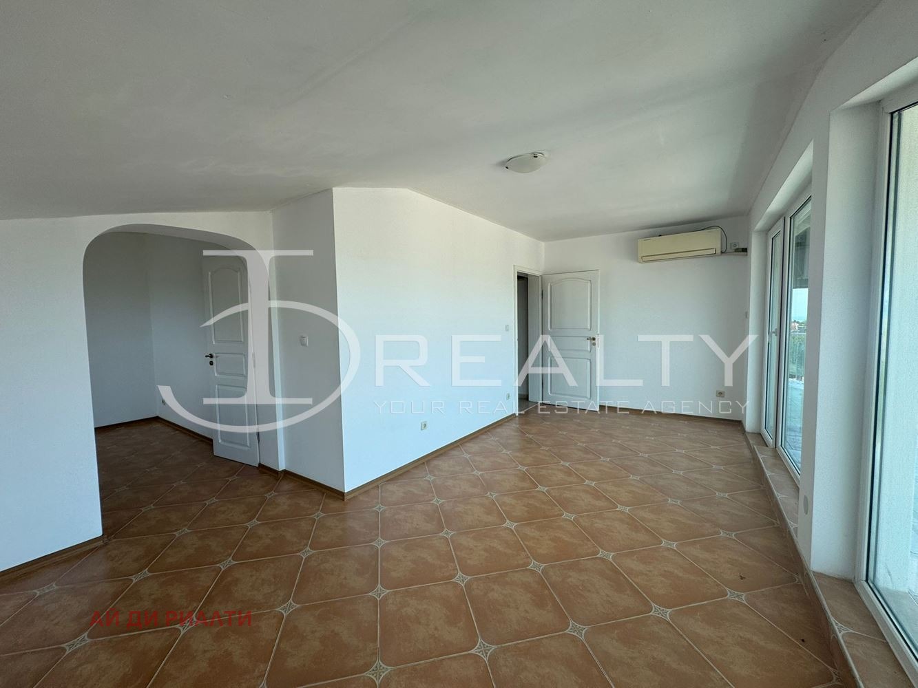 Продава КЪЩА, с. Кошарица, област Бургас, снимка 12 - Къщи - 54727011