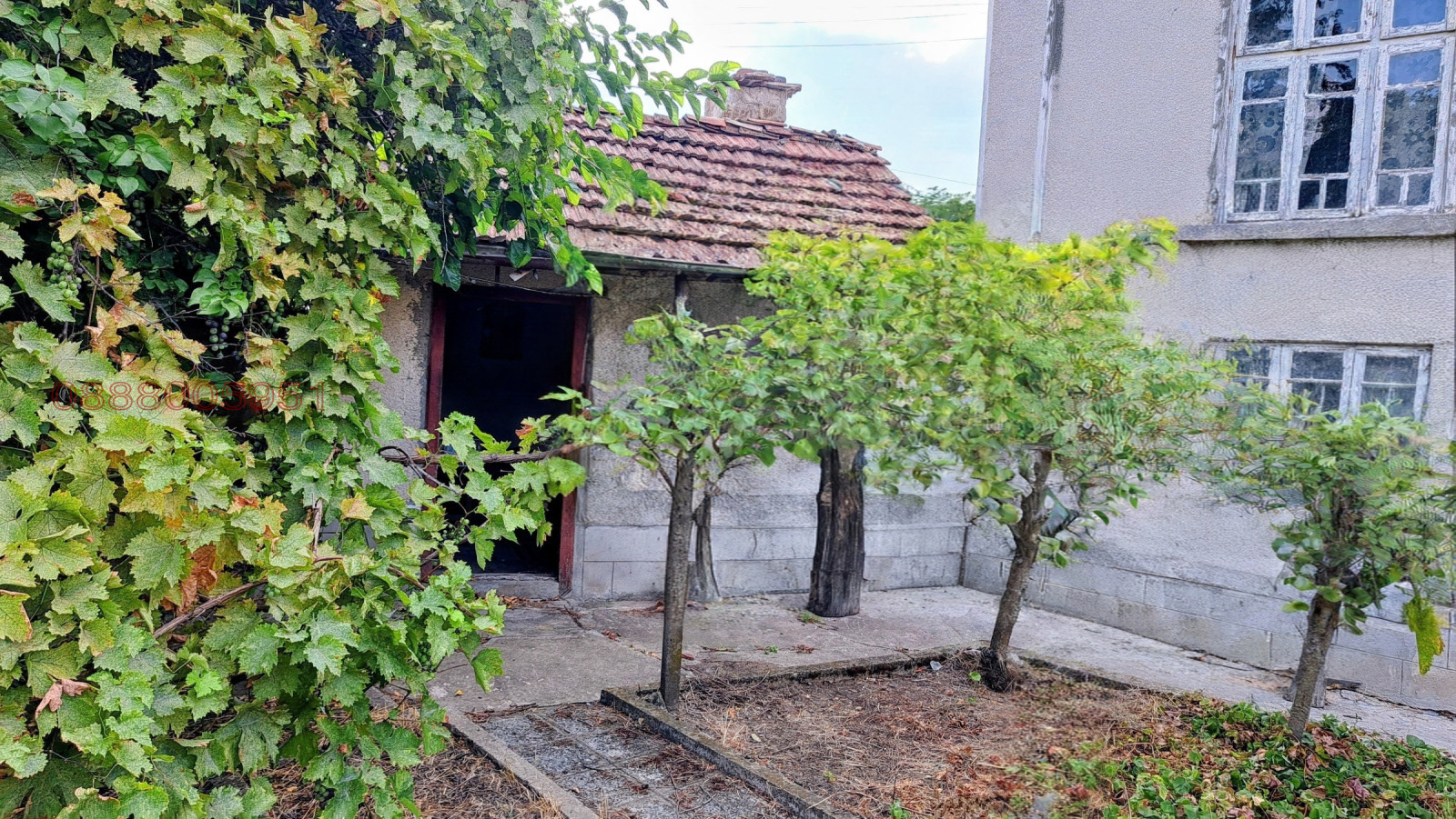 Продава КЪЩА, гр. Летница, област Ловеч, снимка 3 - Къщи - 56252641