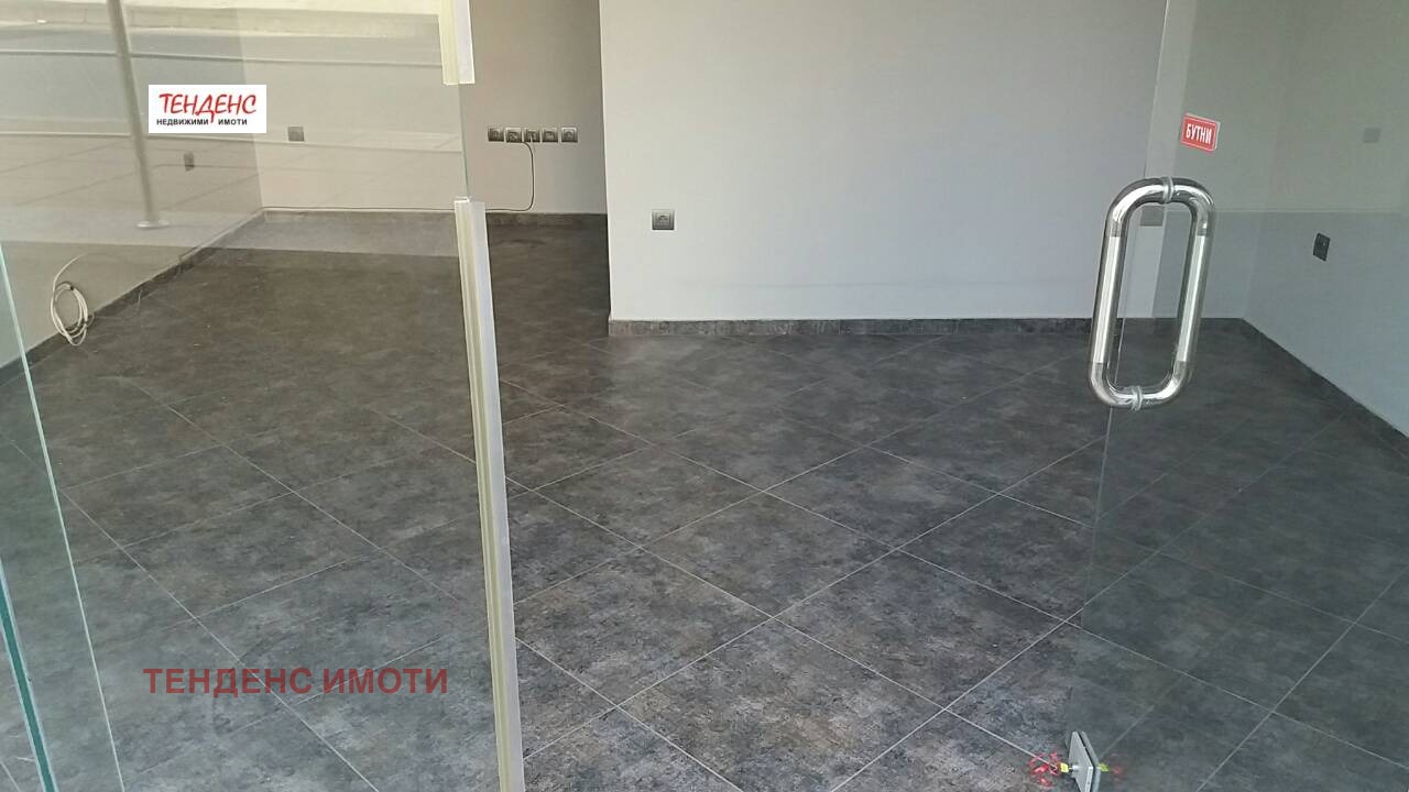 Продава МАГАЗИН, гр. Кърджали, Център, снимка 2 - Магазини - 41747019