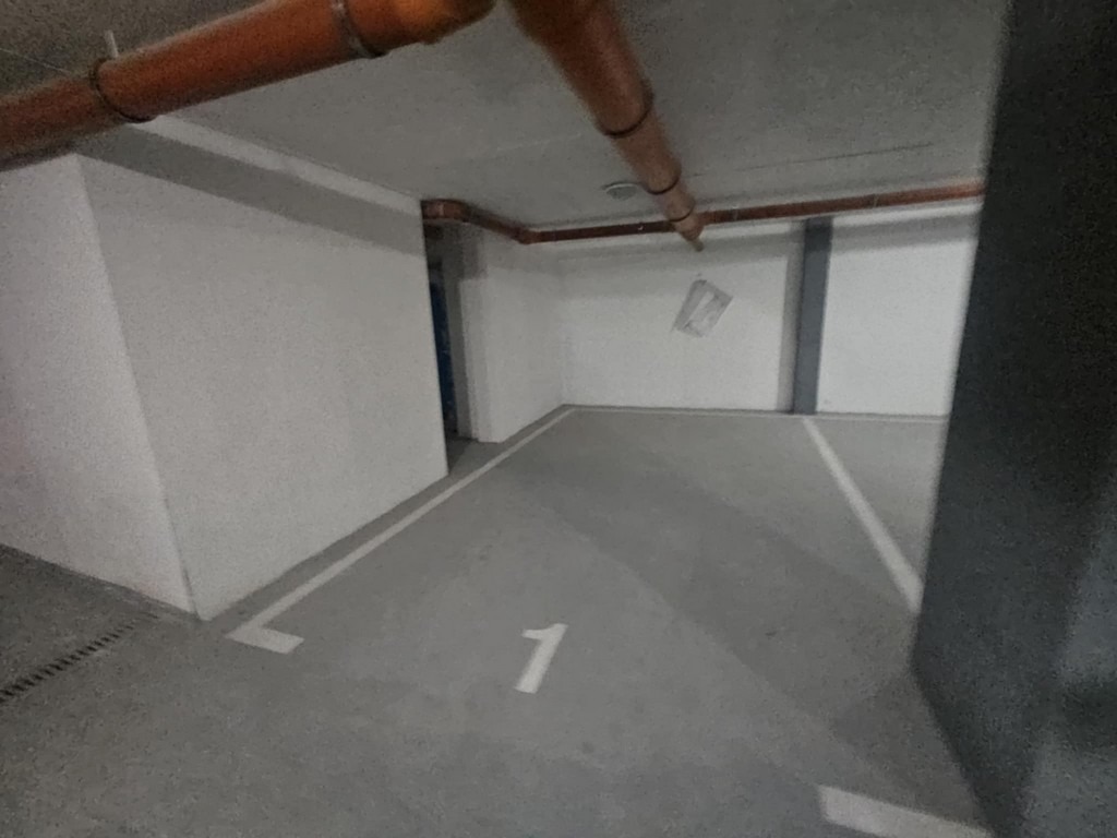 Продава ГАРАЖ, ПАРКОМЯСТО, гр. Кърджали, Възрожденци, снимка 2 - Гаражи и паркоместа - 52372738