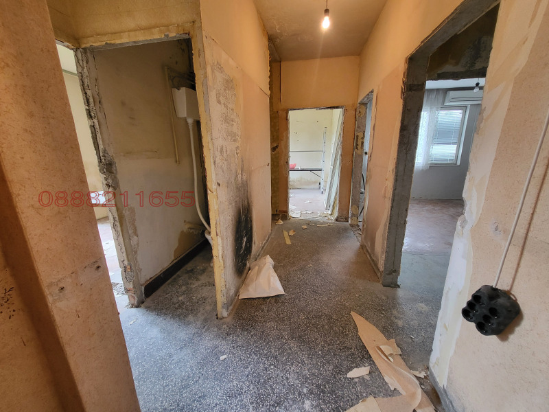 À venda  2 quartos Plovdiv , Hristo Smirnenski , 80 m² | 92403289