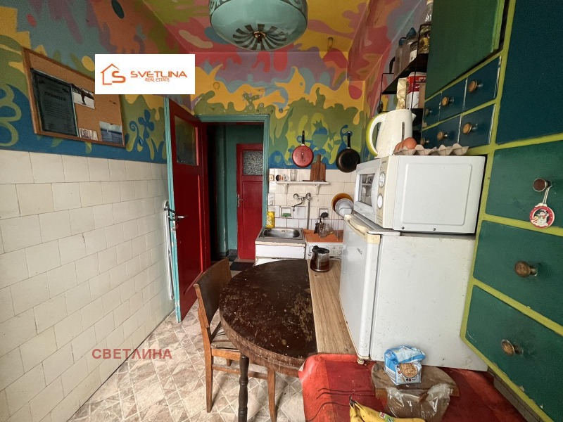 Продава 3-СТАЕН, град София, Център • 239999 € / 469397.24 лв. • 33024166 1