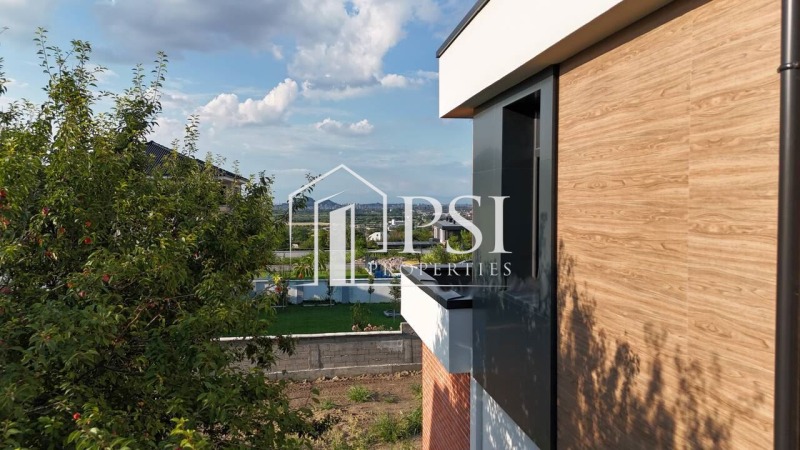 À venda  Casa região Plovdiv , Markovo , 260 m² | 79911259 - imagem [2]