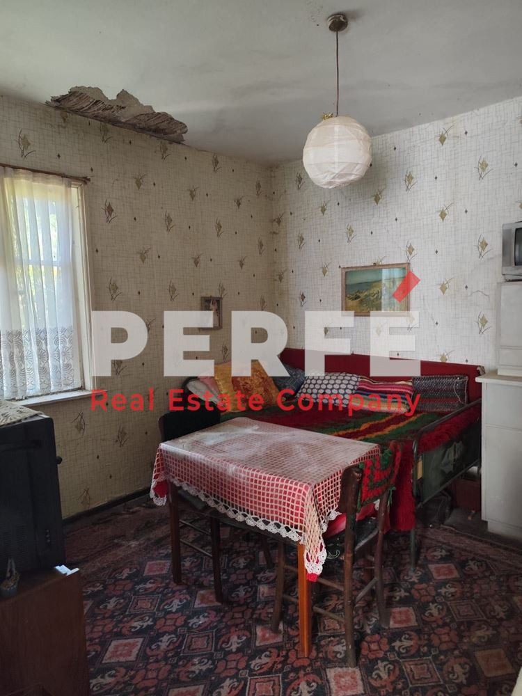 Продава КЪЩА, гр. Айтос, област Бургас, снимка 5 - Къщи - 53443073