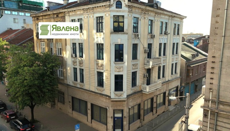 Продава МАГАЗИН, град София, Център • 2550000 € / 4987366.50 лв. • 90340112 1