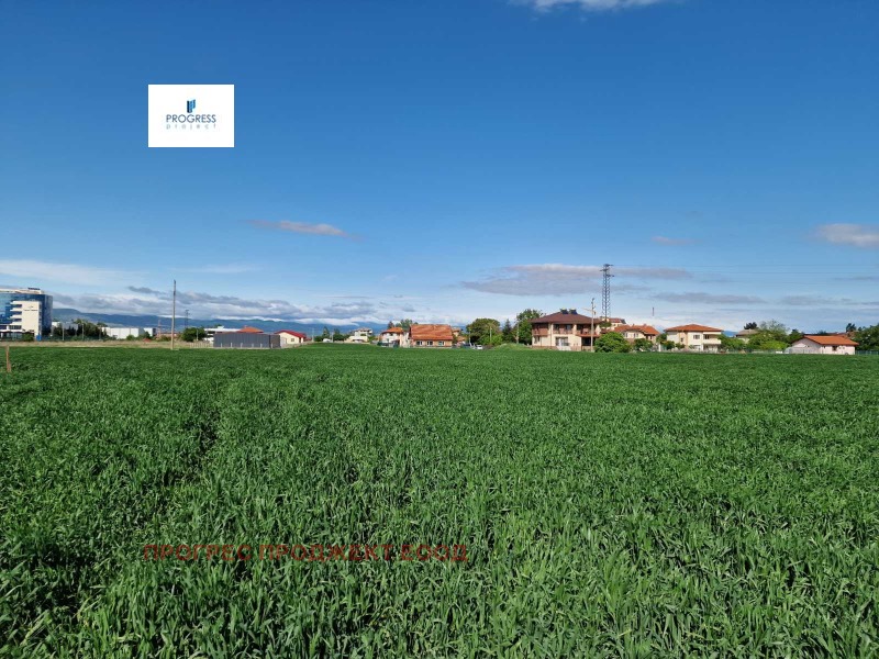À vendre  Parcelle région Sofia , Bojourichte , 623 m² | 92170349