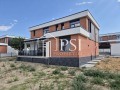 Продава КЪЩА, област Пловдив, с. Марково • 395000 € • 91365703 — Holmes.bg