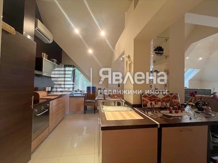 Продава 2-СТАЕН, гр. Варна, к.к. Св.Св. Константин и Елена, снимка 8 - Апартаменти - 56108327