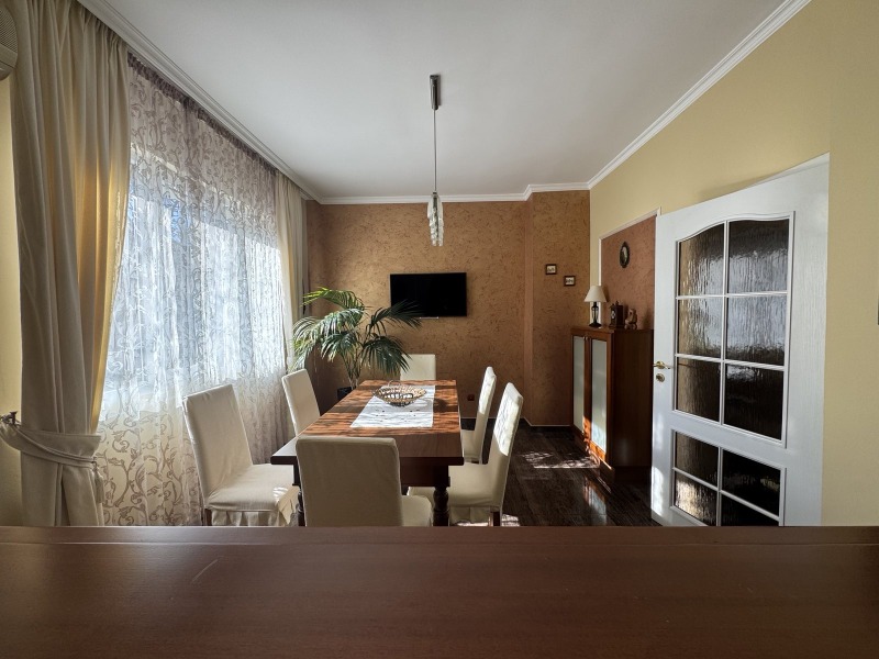 Продава  Многостаен град Бургас , Център , 120 кв.м | 67553541 - изображение [5]