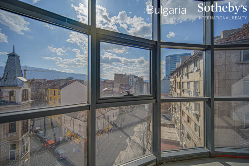 Продава МНОГОСТАЕН, гр. София, Център, снимка 11 - Апартаменти - 53087817