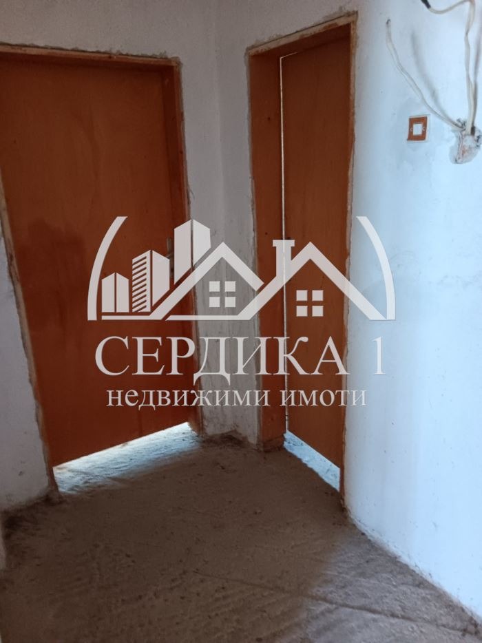 Продава КЪЩА, с. Алдомировци, област София област, снимка 8 - Къщи - 47666643