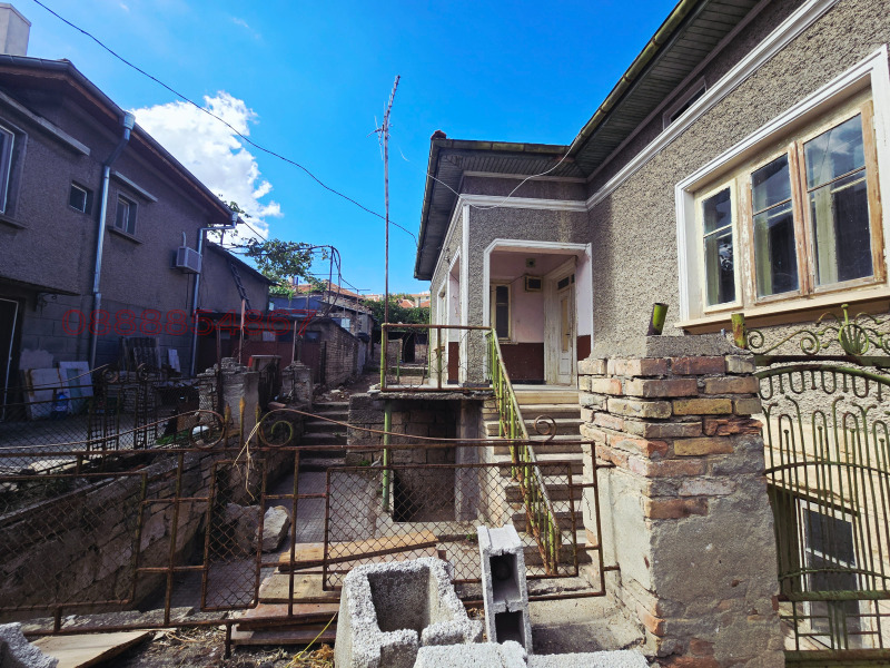 Продава КЪЩА, гр. Нови пазар, област Шумен, снимка 8 - Къщи - 52783164