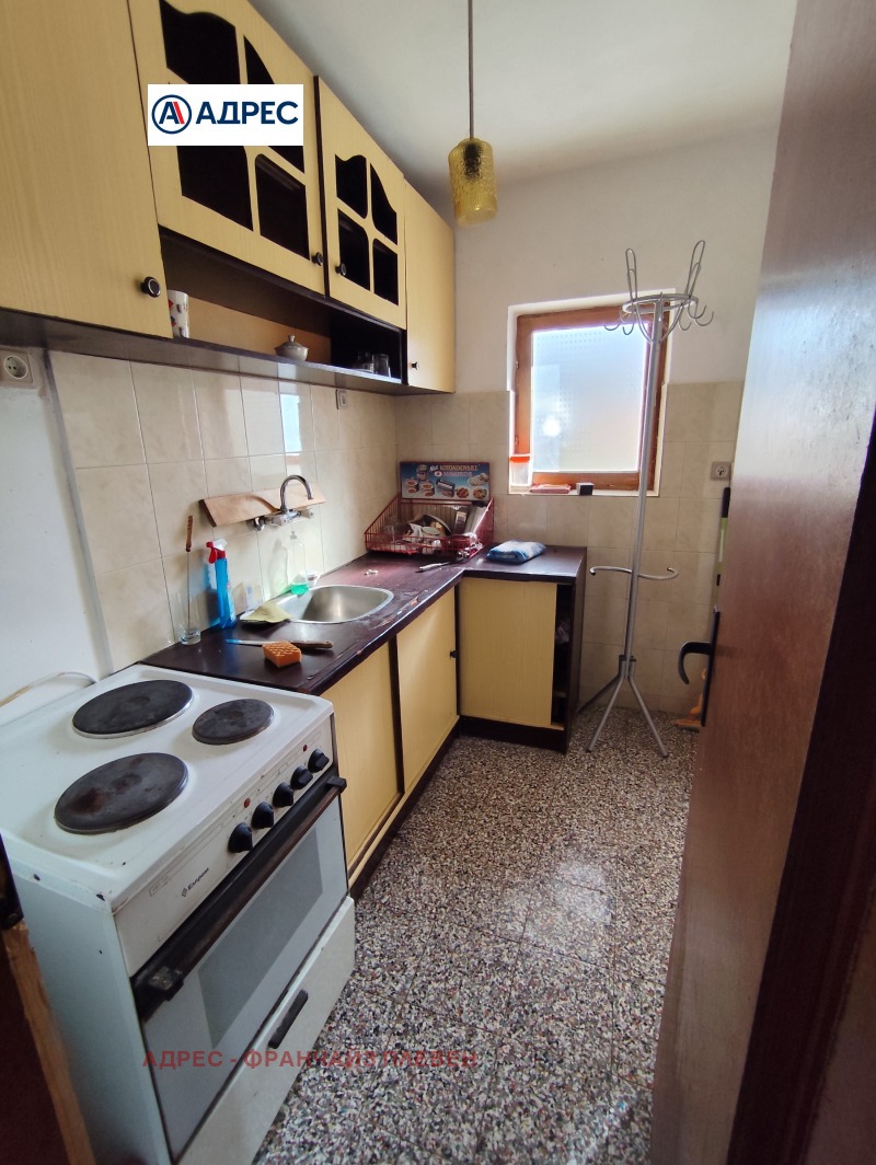 Продава КЪЩА, с. Бохот, област Плевен, снимка 5 - Къщи - 52600302