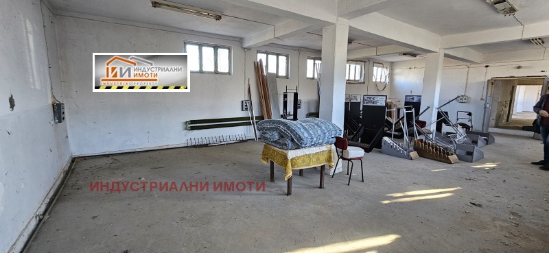 Продава  Пром. помещение област Пловдив , гр. Куклен , 1830 кв.м | 84979167 - изображение [5]