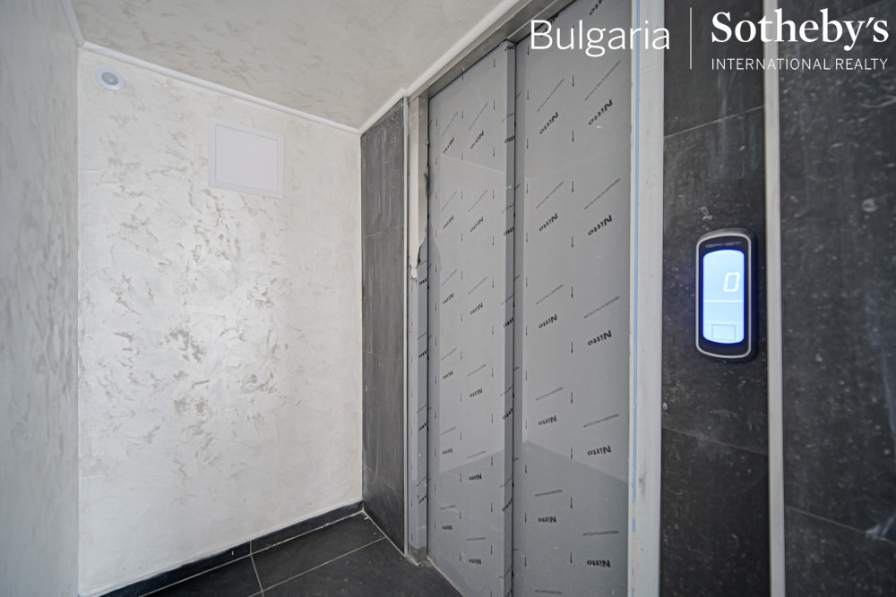 Продава МНОГОСТАЕН, гр. София, Център, снимка 4 - Апартаменти - 53087817