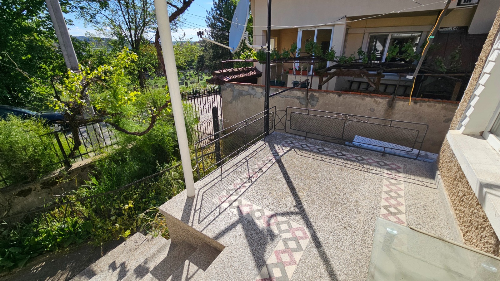 Продава КЪЩА, гр. Разград, Варош, снимка 2 - Къщи - 54571138