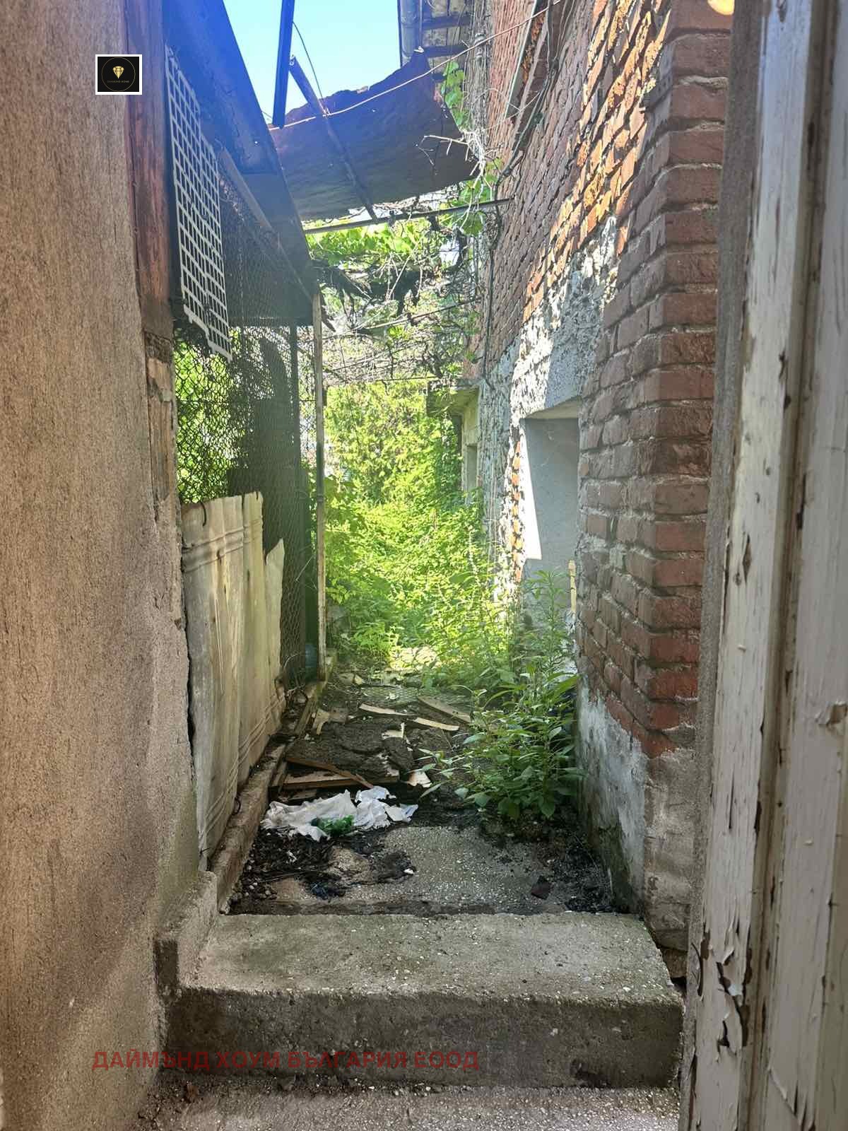 Продава КЪЩА, с. Белащица, област Пловдив, снимка 5 - Къщи - 54834389