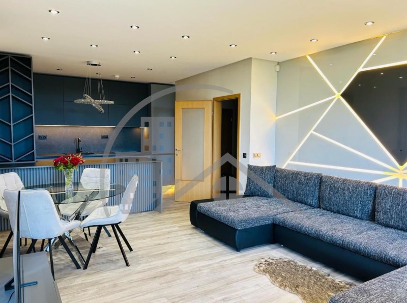 Продава 3-СТАЕН в област Добрич, гр. Балчик - 136 кв.м / 110 000 € » 215 141.30 лв., СМЕНИ АДРЕСА