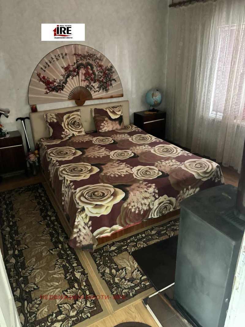 Продава КЪЩА в област Хасково, с. Сталево - 60 кв.м / При запитване, НЕДВИЖИМИ ИМОТИ- ИРЕ