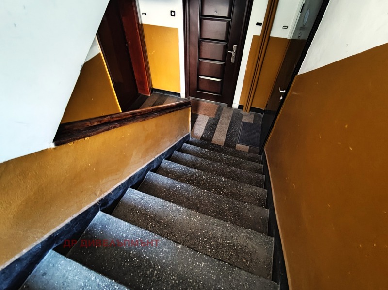 Продава  2-стаен град София , Лозенец , 71 кв.м | 45703181 - изображение [15]