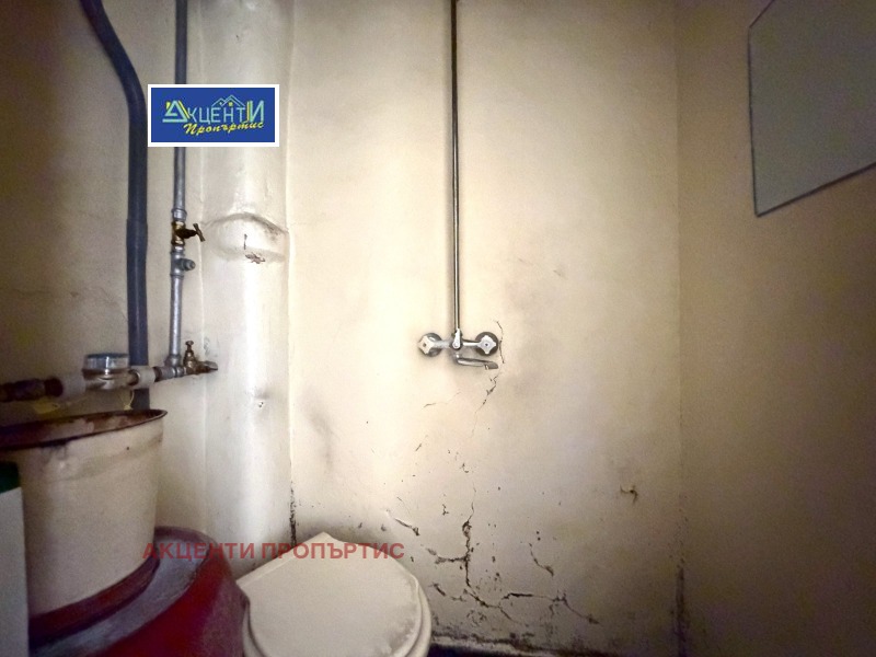 Продава 2-СТАЕН, гр. Велико Търново, Център, снимка 5 - Апартаменти - 53086915