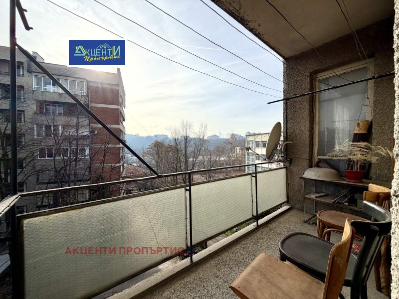 Продава 2-СТАЕН, гр. Велико Търново, Център, снимка 4 - Апартаменти - 53086915