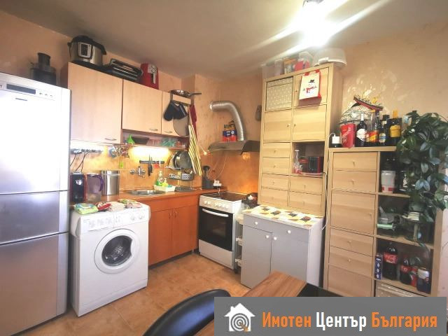 Продава 2-СТАЕН, гр. София, Връбница 2