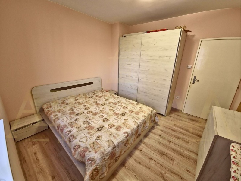De vânzare  2 dormitoare Plovdiv , Ciuciuc Parij , 92 mp | 67351677 - imagine [8]