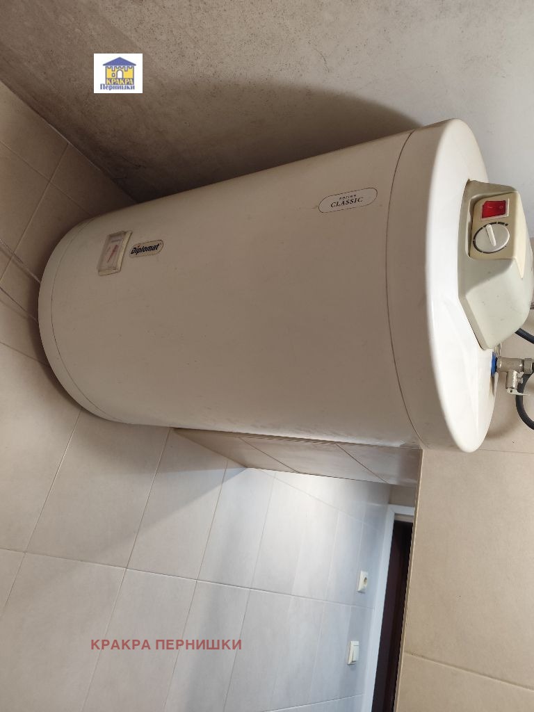 Продава 3-СТАЕН, гр. Перник, Димова махала, снимка 6 - Апартаменти - 52642440