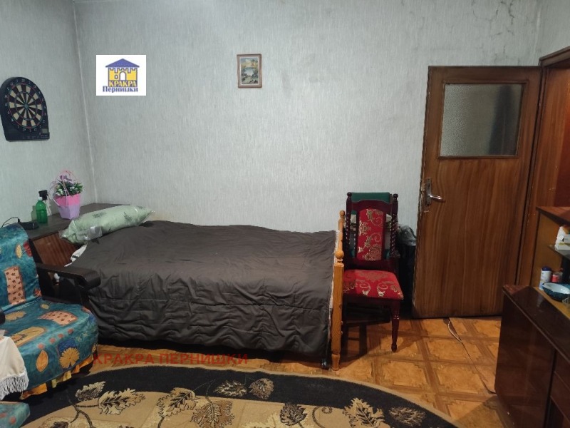 Продава 3-СТАЕН, гр. Перник, Димова махала, снимка 9 - Апартаменти - 52642440
