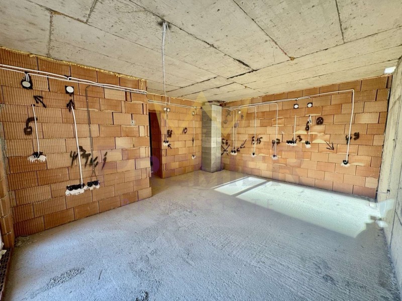 Продава 3-СТАЕН, гр. Варна, Възраждане 1, снимка 2 - Апартаменти - 52874909