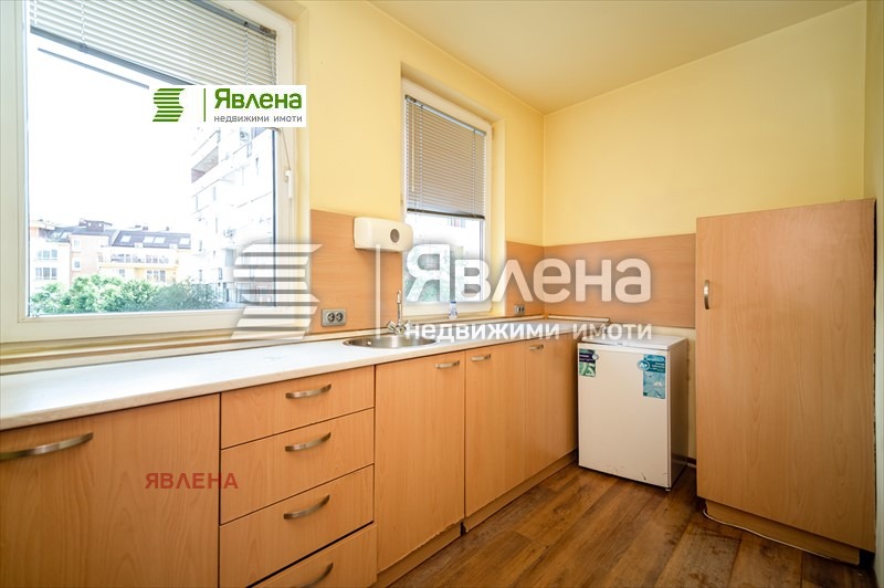 Продава ОФИС, гр. София, Борово, снимка 11 - Офиси - 48371727