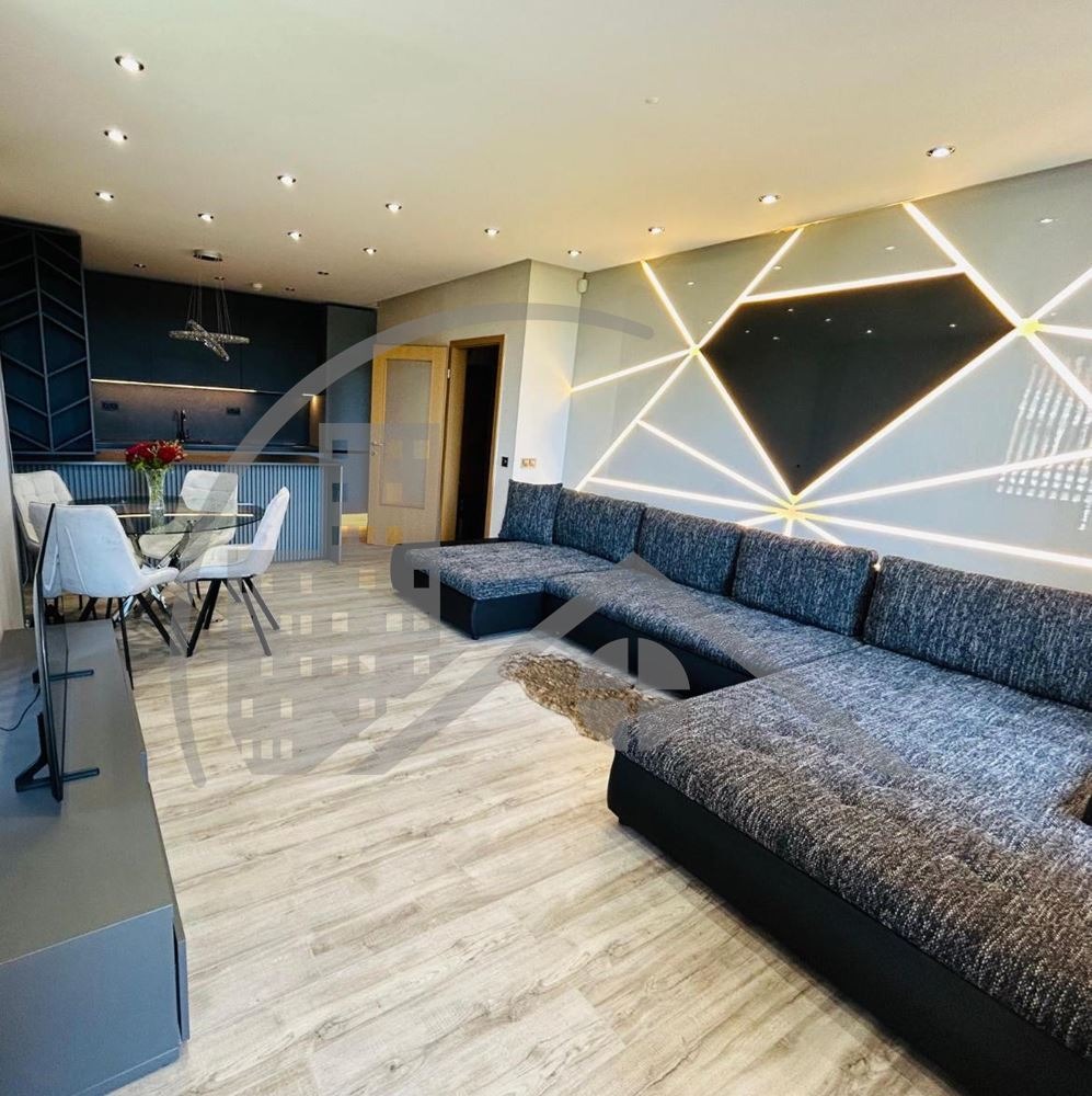 Продава 3-СТАЕН, гр. Балчик, област Добрич, снимка 2 - Апартаменти - 52982600