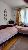Продава КЪЩА, област София, с. Чавдар • 198000 € / 387254.34 лв. • 66102193 10