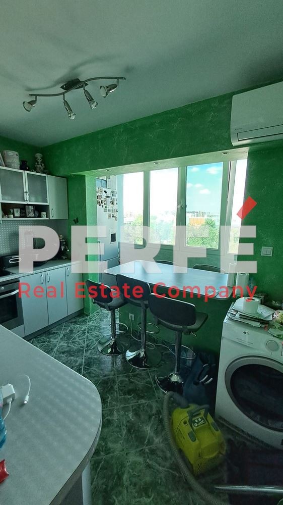À vendre  1 chambre Bourgas , Izgrev , 60 m² | 32618976