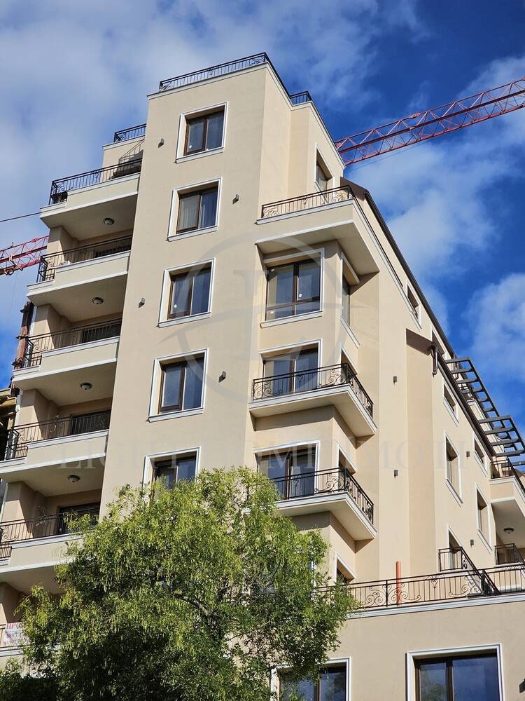 Продава  3-стаен град Пловдив , Център , 107 кв.м | 33902743