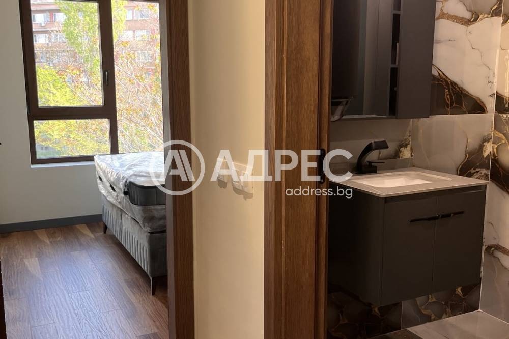 Продава 3-СТАЕН, гр. София, Център, снимка 3 - Апартаменти - 55923154