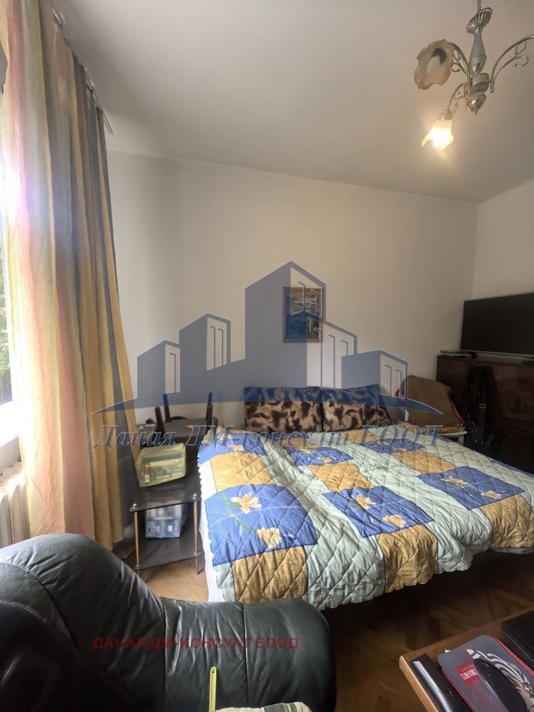 Na prodej  2 ložnice Šumen , Voenno učilište , 75 m2 | 44452342 - obraz [4]