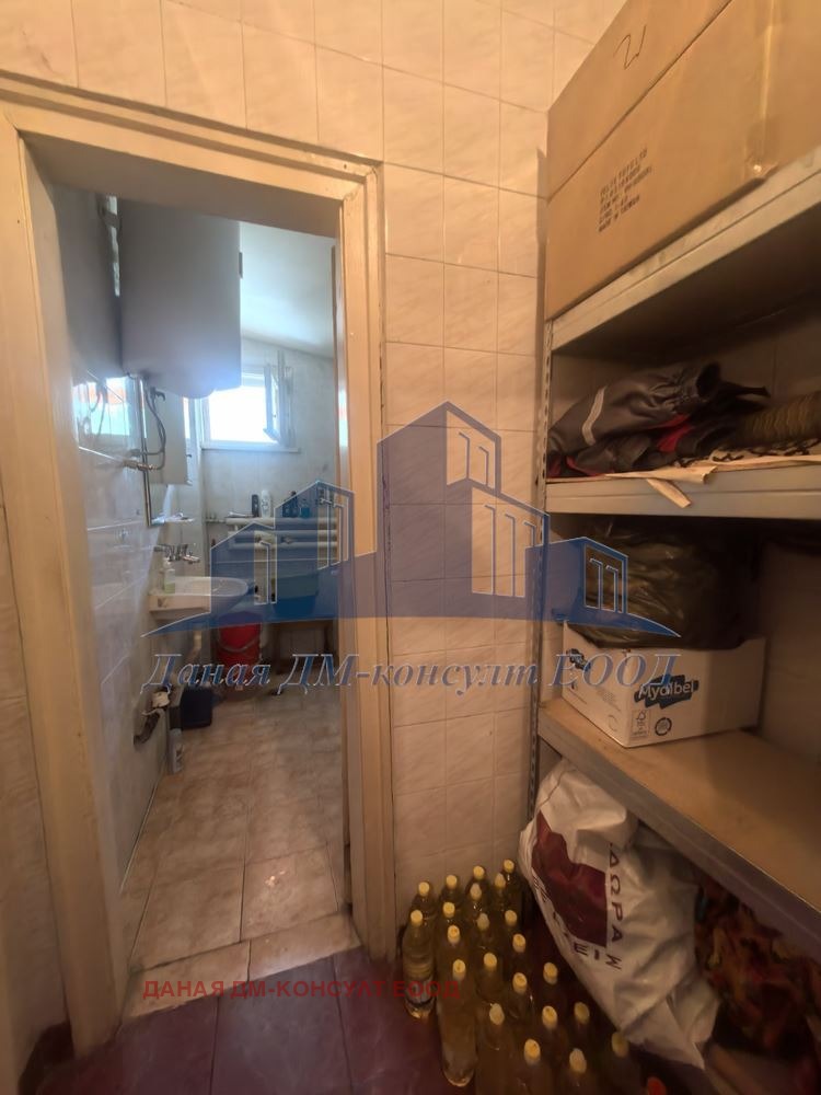Na prodej  2 ložnice Šumen , Voenno učilište , 75 m2 | 44452342 - obraz [12]