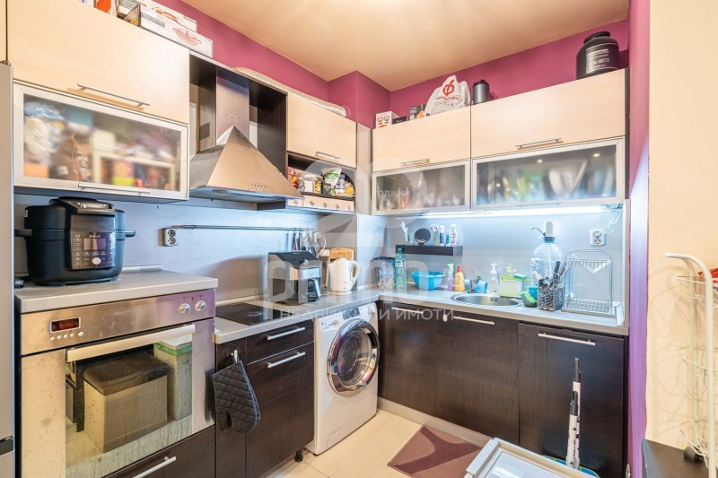 Продава  3-стаен град София , Младост 1 , 106 кв.м | 75554828