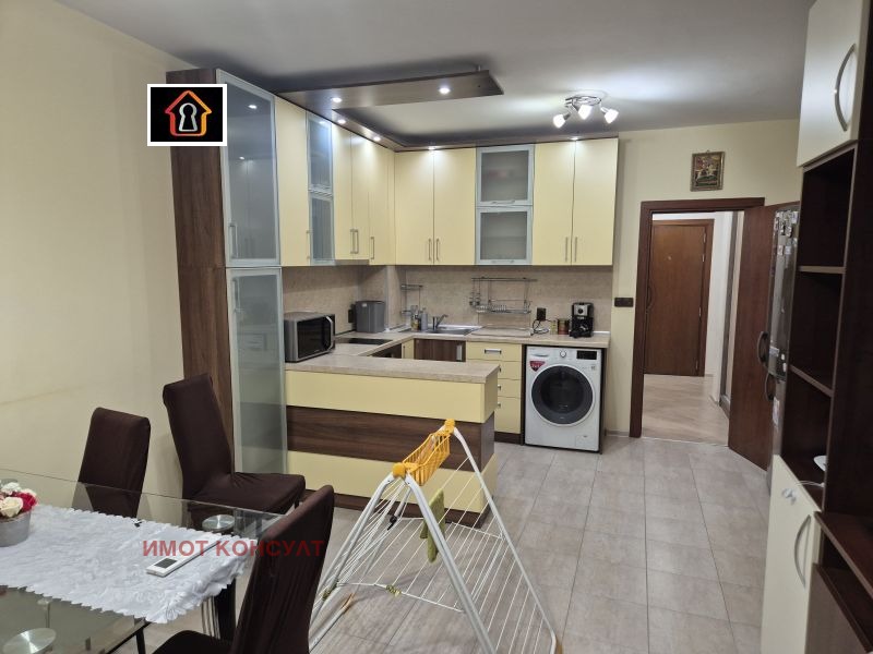 Продава 3-СТАЕН, гр. Враца, Център, снимка 2 - Апартаменти - 52575731