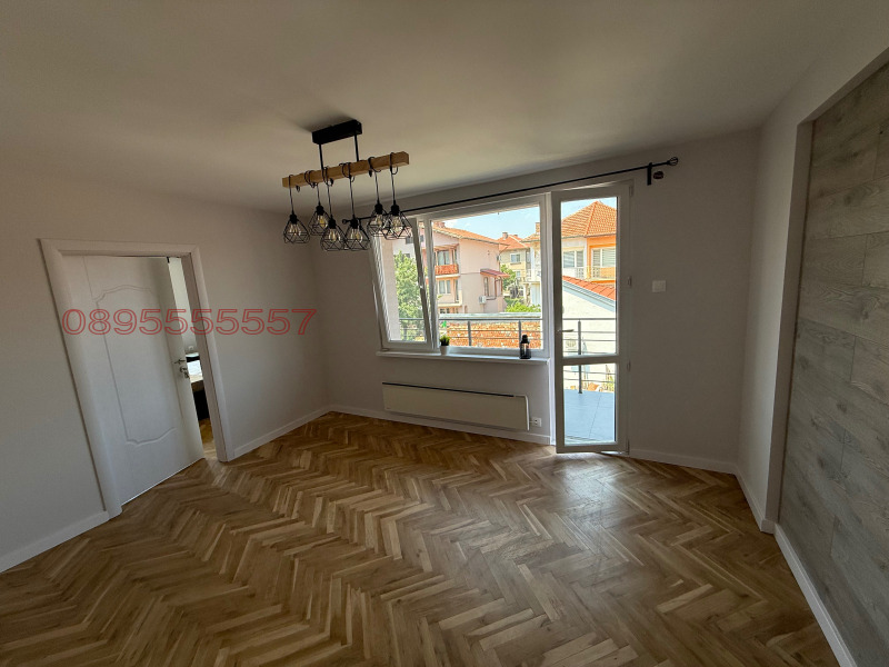 Продава 4-СТАЕН, гр. Берковица, област Монтана, снимка 4 - Апартаменти - 52779754