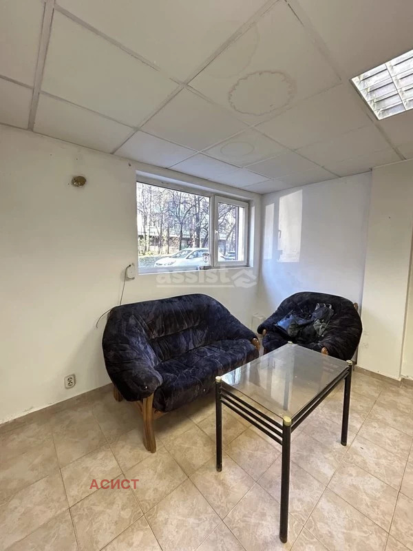 Продава ОФИС, гр. София, Лагера