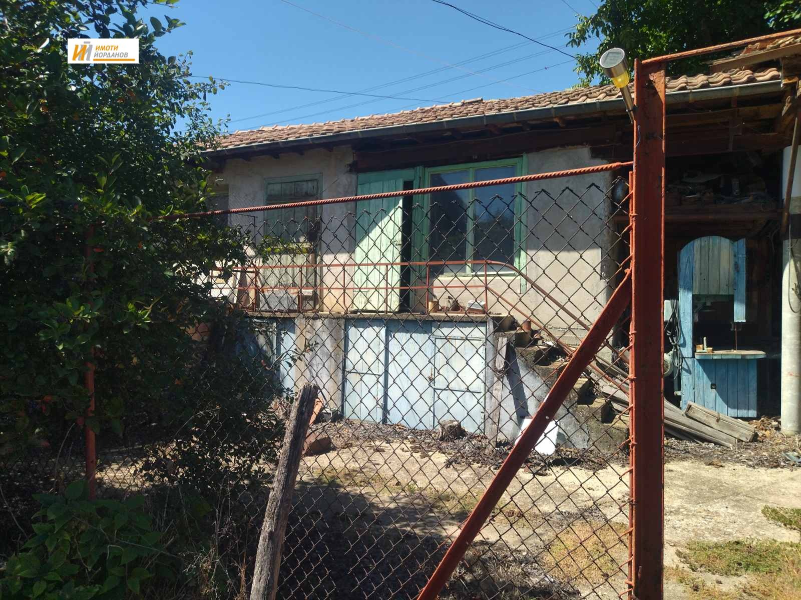 Продава КЪЩА, с. Долна Липница, област Велико Търново, снимка 2 - Къщи - 56027933