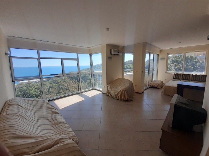 Продава 3-СТАЕН, гр. Варна, к.к. Чайка, снимка 2 - Апартаменти - 52770895